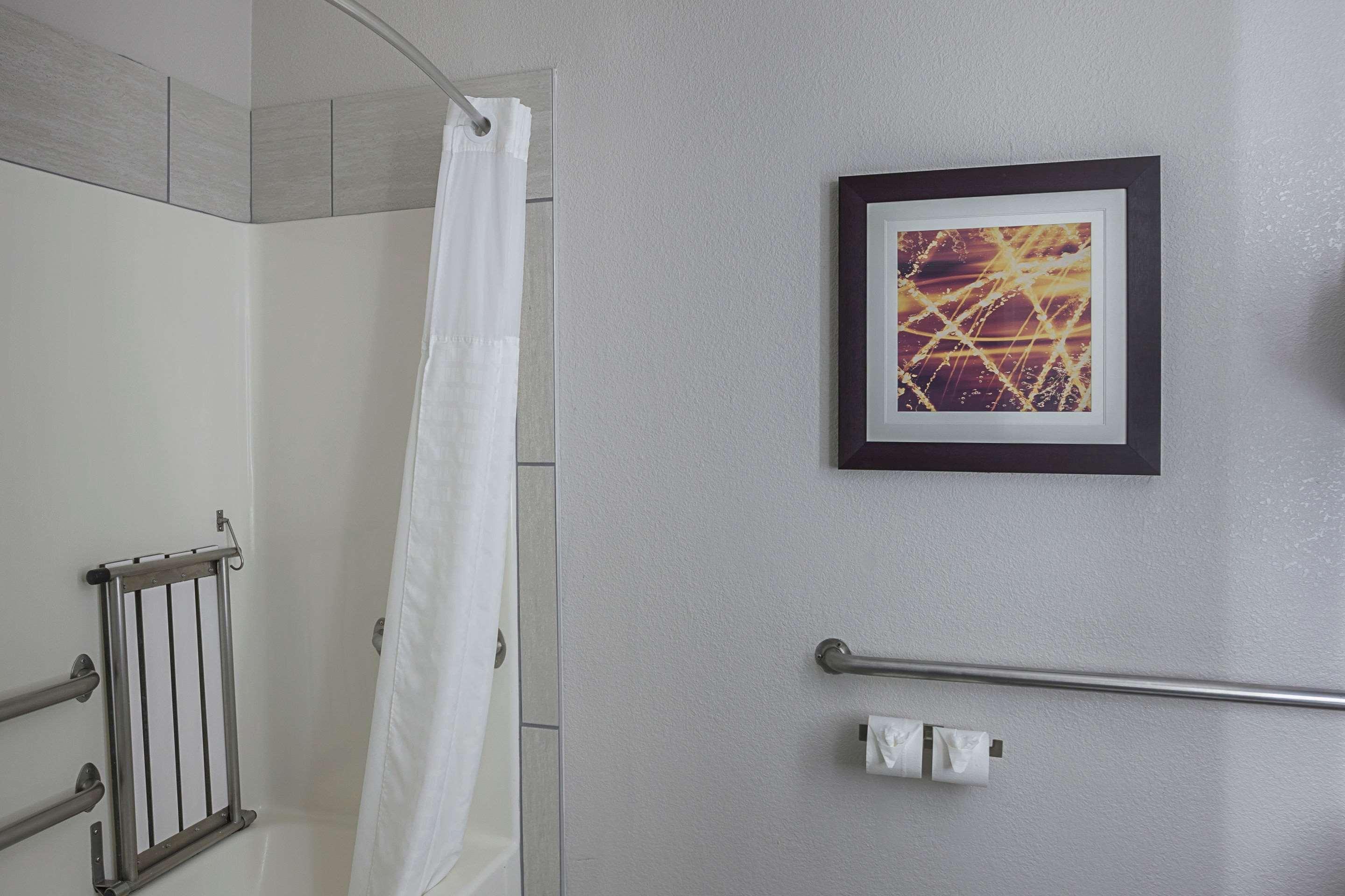 Comfort Suites Луисвил Екстериор снимка
