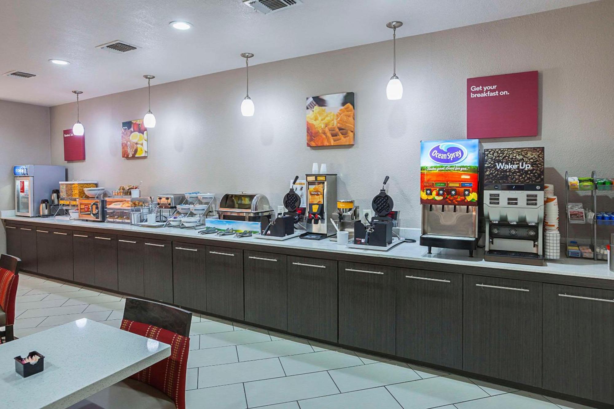 Comfort Suites Луисвил Екстериор снимка