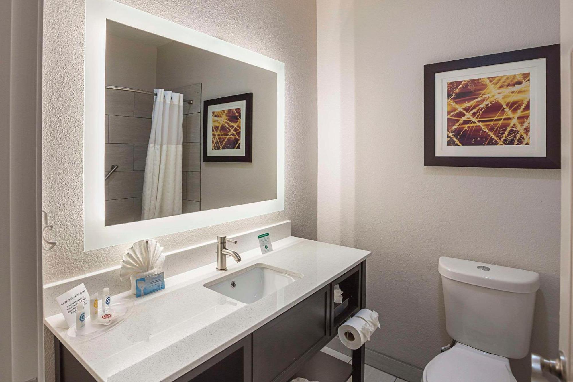 Comfort Suites Луисвил Екстериор снимка