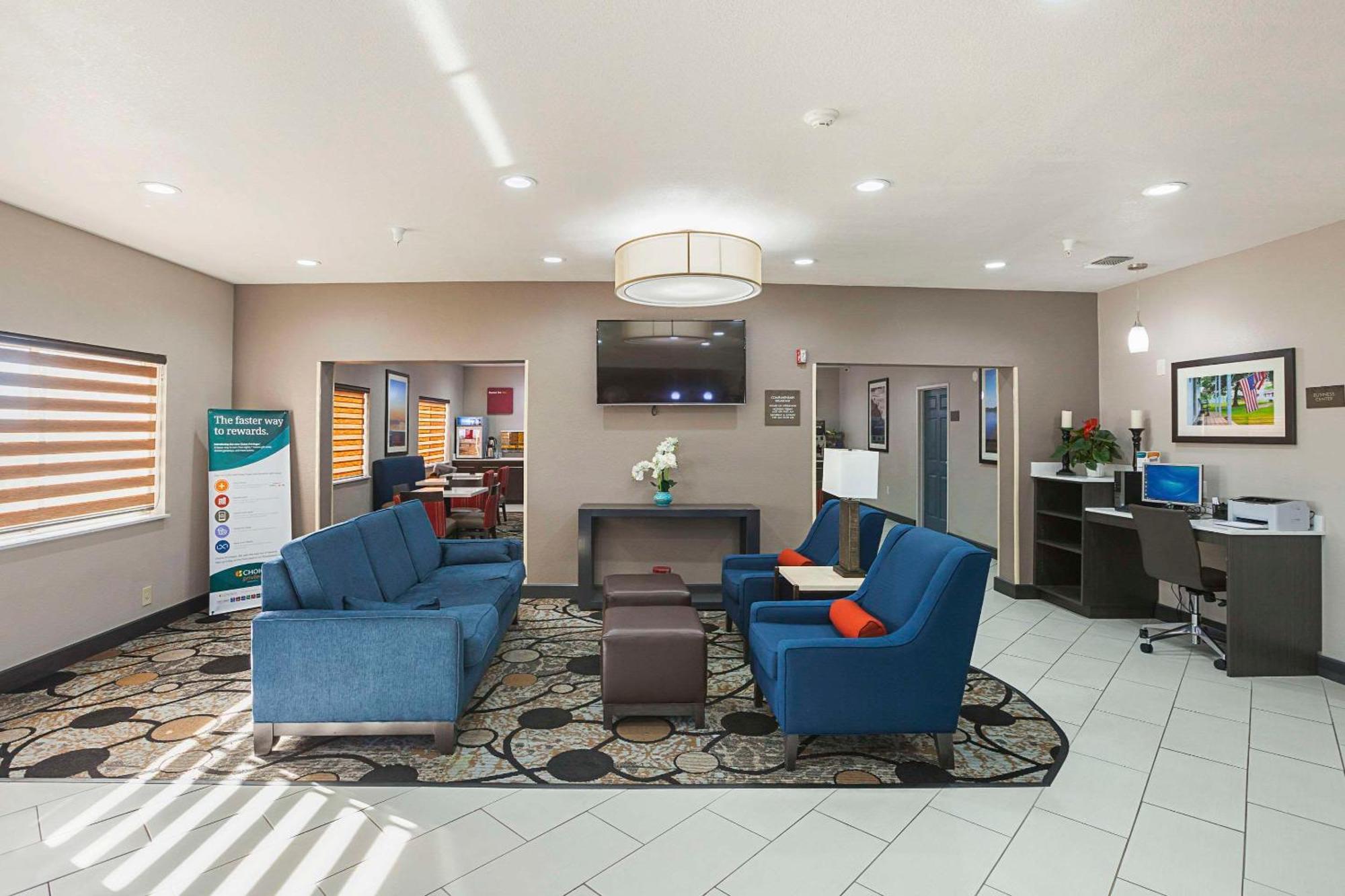 Comfort Suites Луисвил Екстериор снимка
