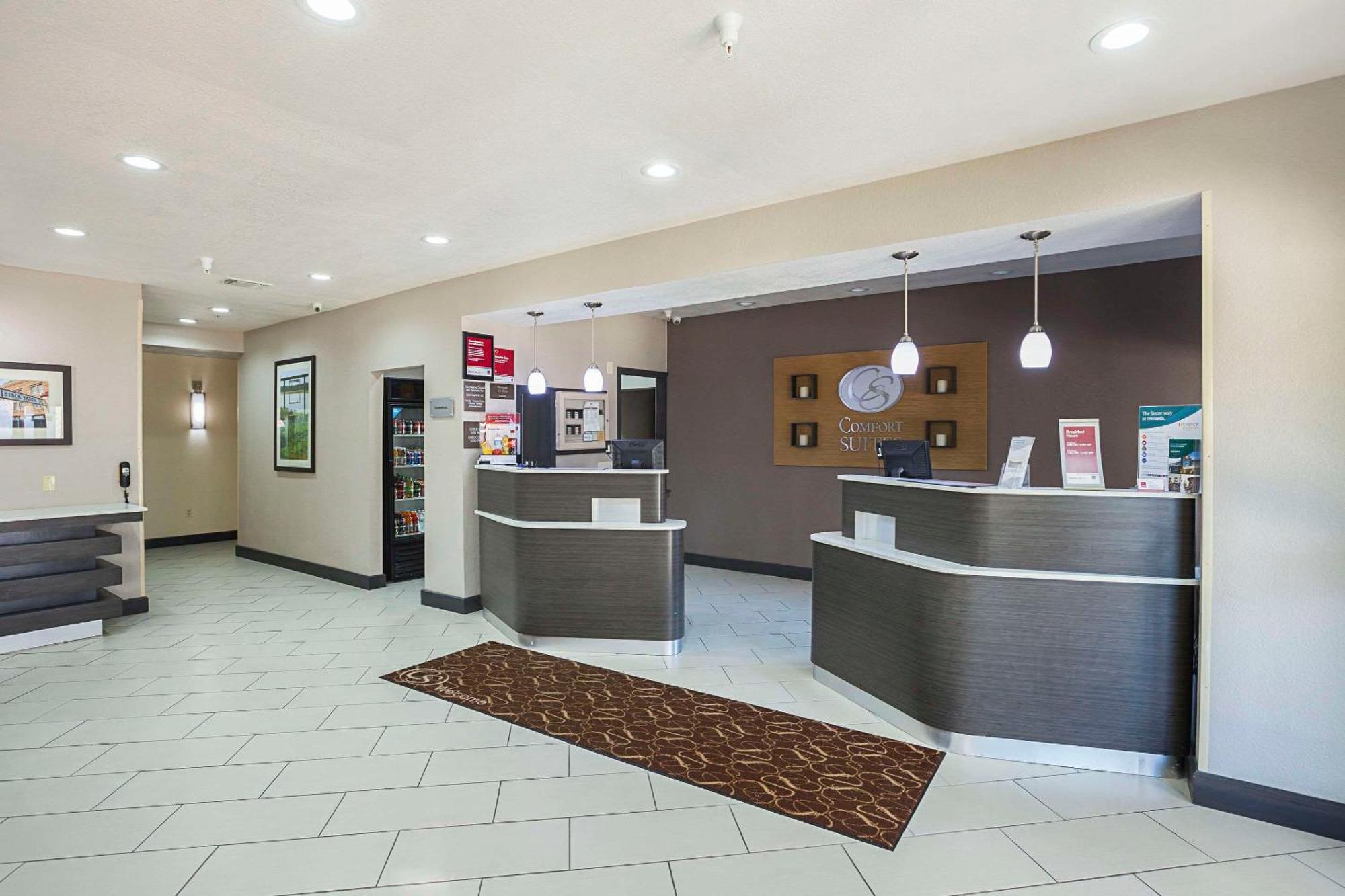 Comfort Suites Луисвил Екстериор снимка