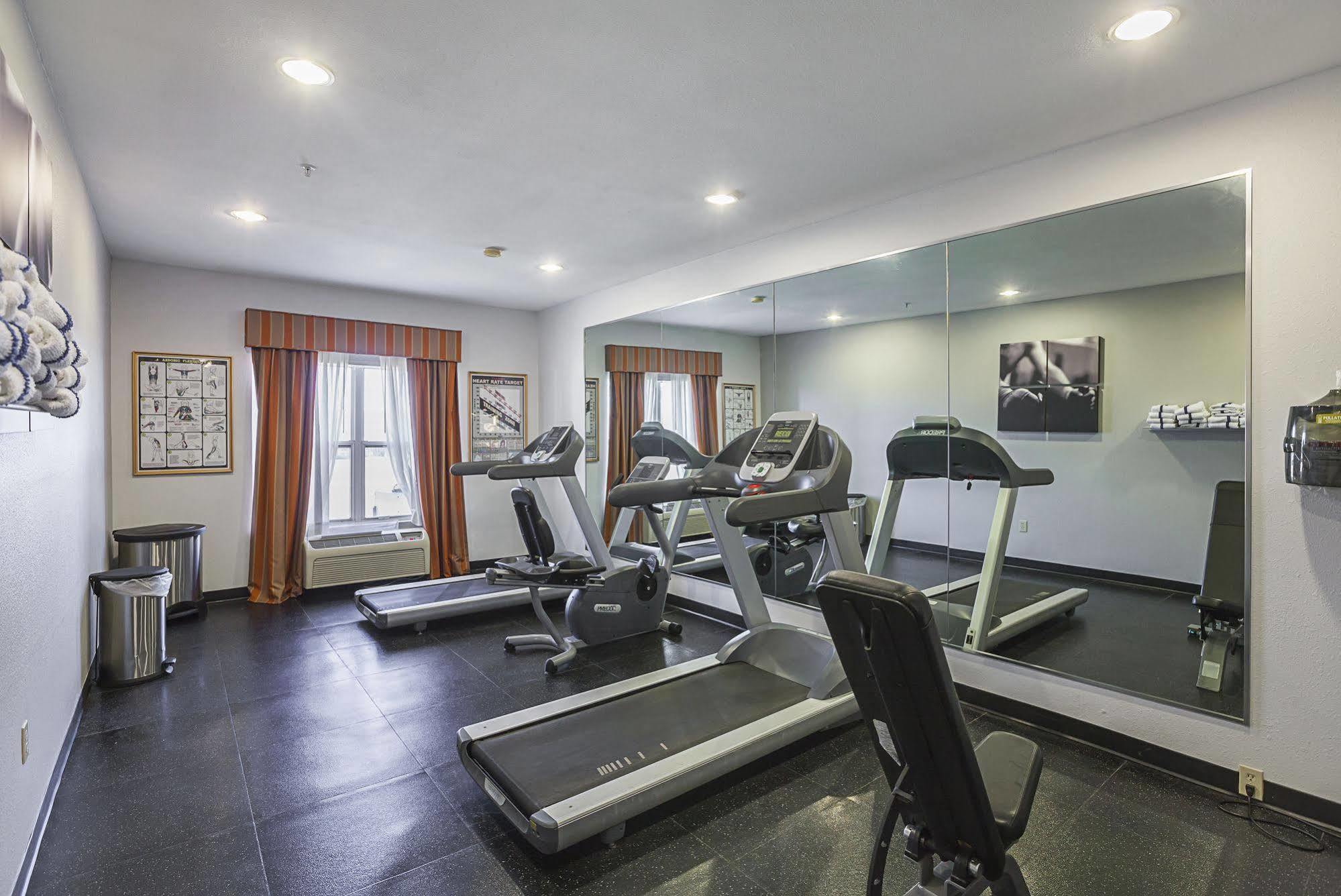 Comfort Suites Луисвил Екстериор снимка