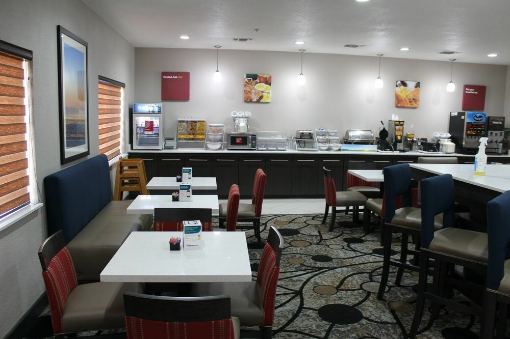 Comfort Suites Луисвил Екстериор снимка